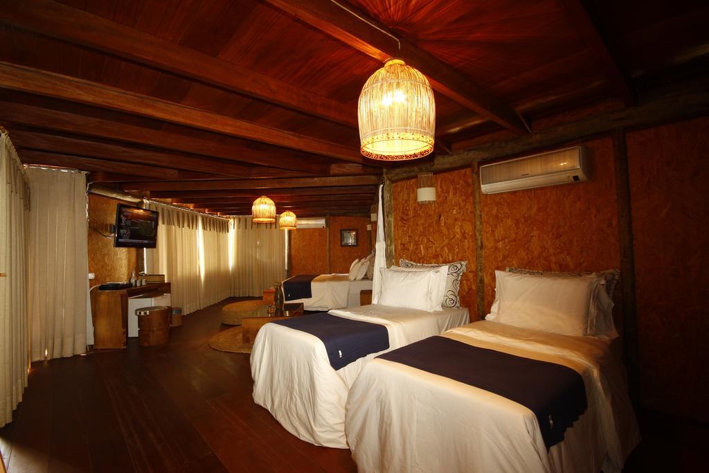Bobz Boutique 5*